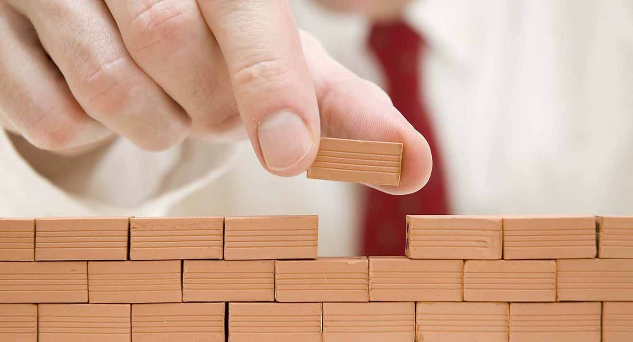 What Can a Party Wall Delay Actually Cost a Project Leatherhead?