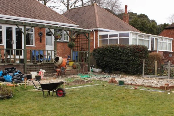 Understand the importance of boundary walls Leatherhead contact Jason edworthy party wall surveyors today!